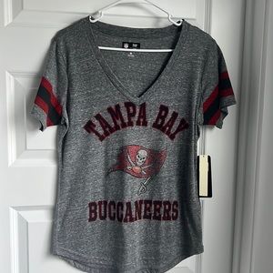 Brand new Tampa Bay Buccaneers top